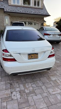 Mercedes-Benz S550