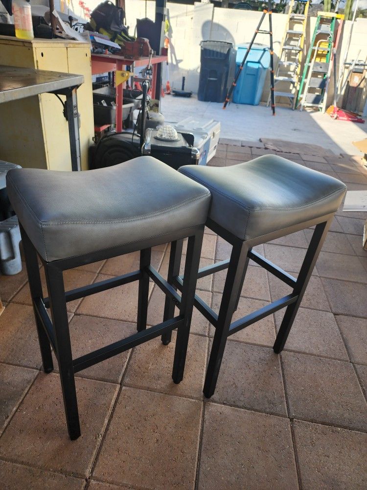 Bar Stools 