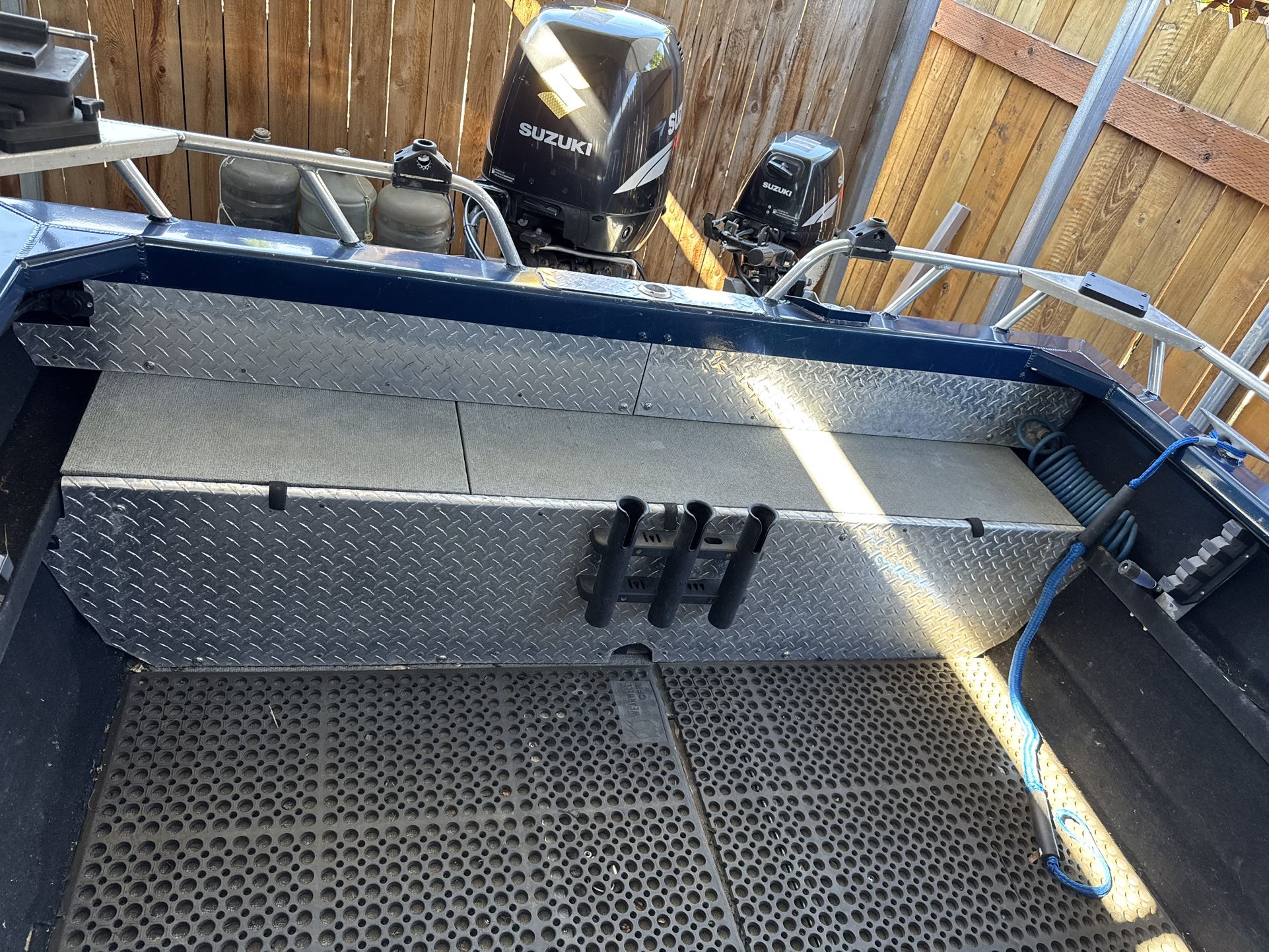 2005 Thunder Jet Offshore Luxor 20+2