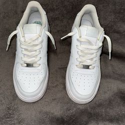 Nike Air Force 1 White Low