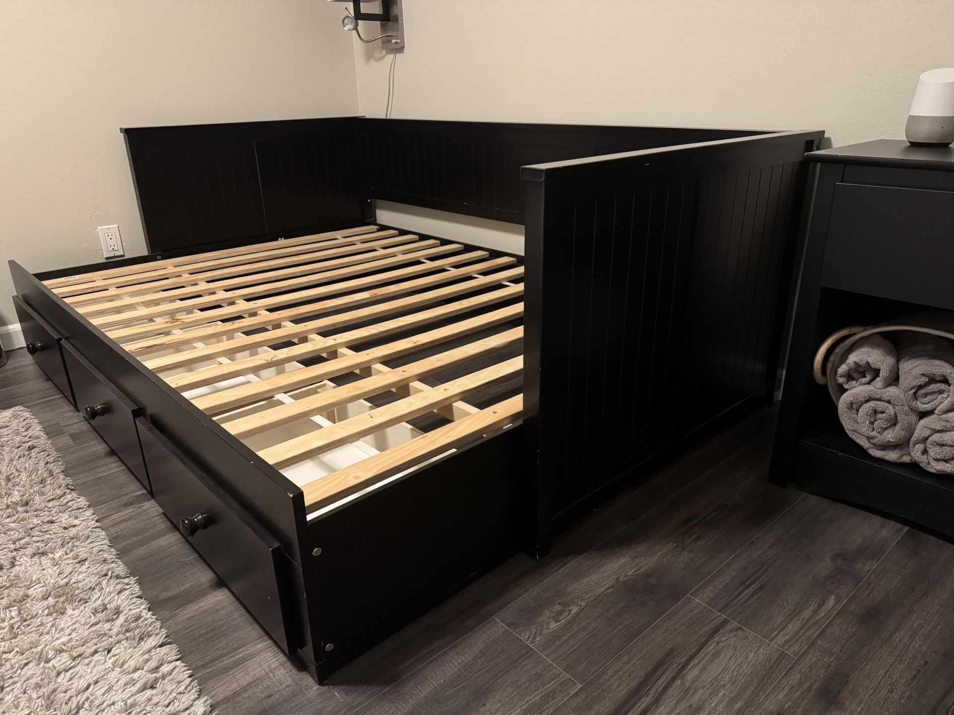 Full Bed Frame With Drawers