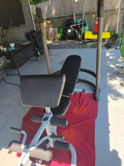 GOLD'S GYM  SQUAT RACK AND 6 POSITIONS ADJUSTABLE BENCH 
 11525 S HALSTED /7111.S WESTERN 
110$  CASH ONLY AS IS