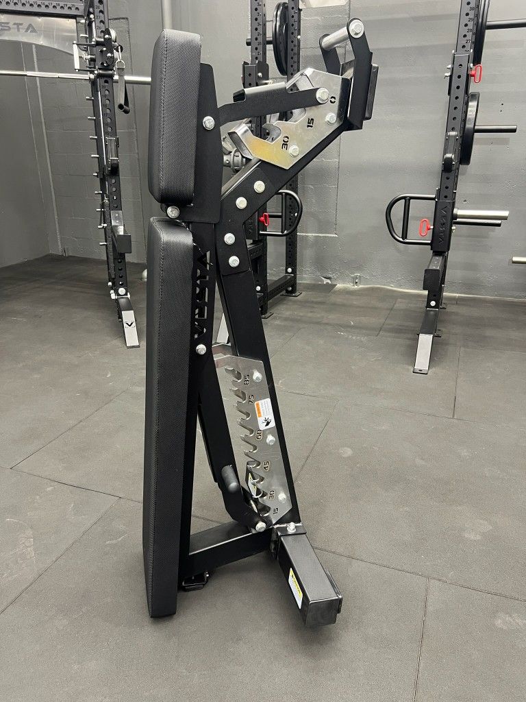 BRAND NEW Adjustable Weight Bench, Incline To Flat, Squat Rack, Bumper Plates, Barbell, Gym Mats Rubber Flooring