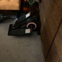 Cubii Health & Fitness Elliptical 