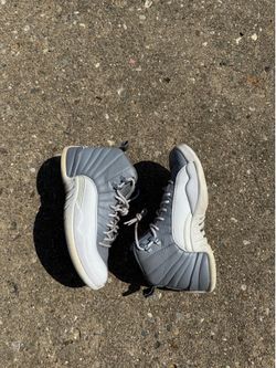 JORDAN 12 STEALTH SZ 8/NO BOX