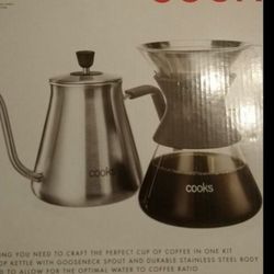 Coffee maker with kettle & kit
