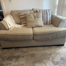 Free Couch 