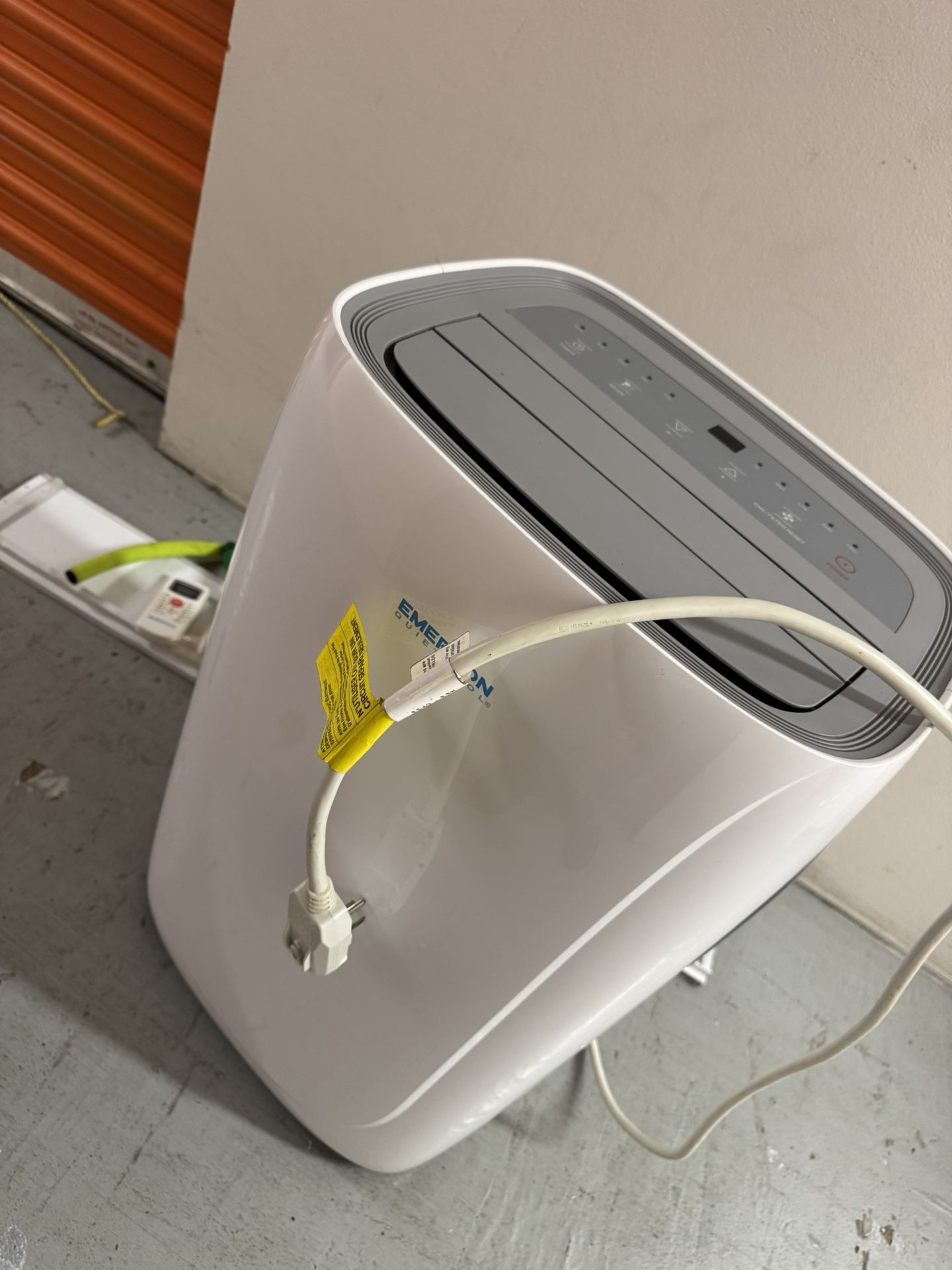 14000 btu portable air conditioner .