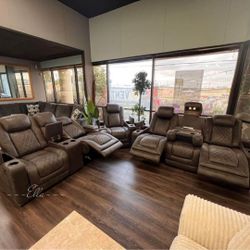 Hyllmont Gray Power Reclining Sofa, Loveseat And Recliner
Ashley FurnitureFinancing and Delivery Options Available