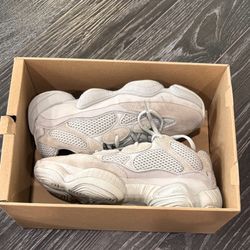 Yeezy 500 Grey