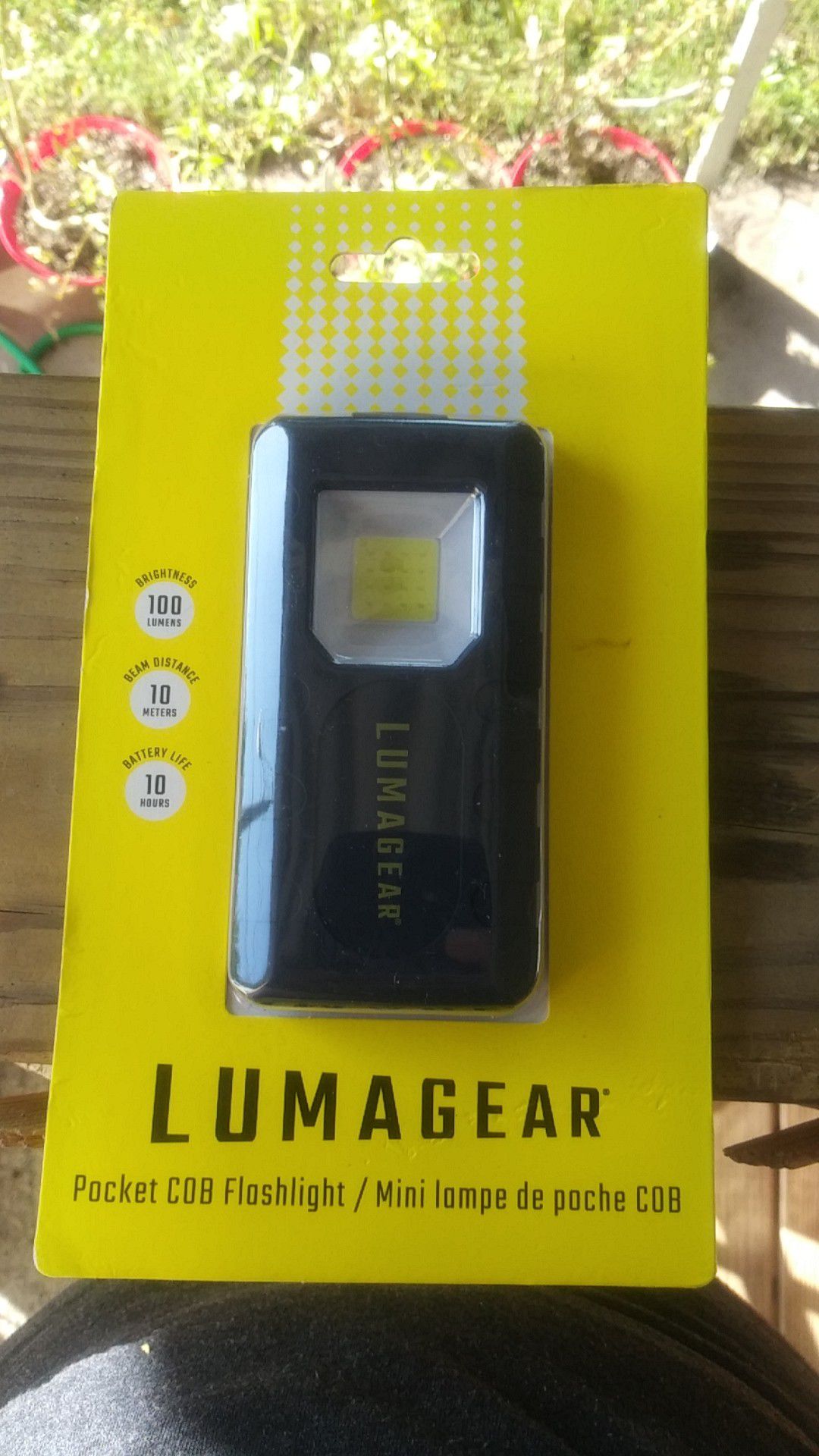 Lumagear pocket cob flashlight