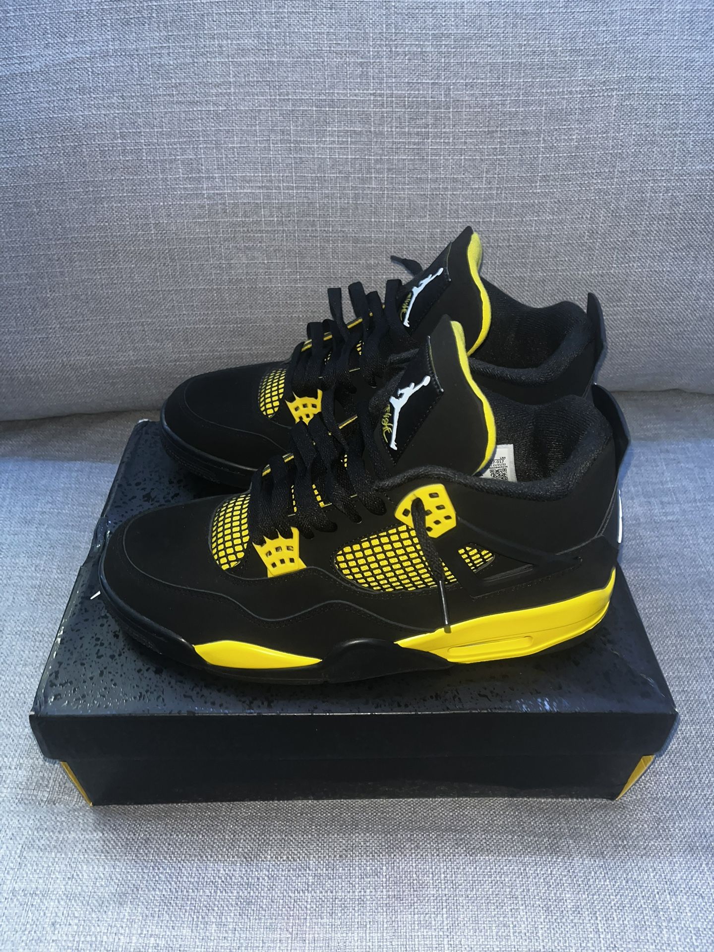 jordan 4 thunders 