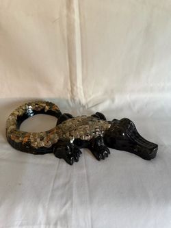 Vintage Unique Designs Handcrafted Alligator Figurine