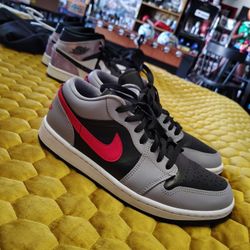 Men's Jordan Shoes Size 8 or Women's Size 9.5 - $89 OBO 