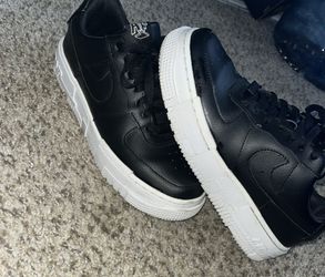 Air Force 1s 7Y