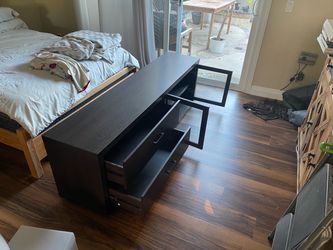 Entertainment stand
