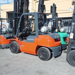 Forklift Toyota 8000#