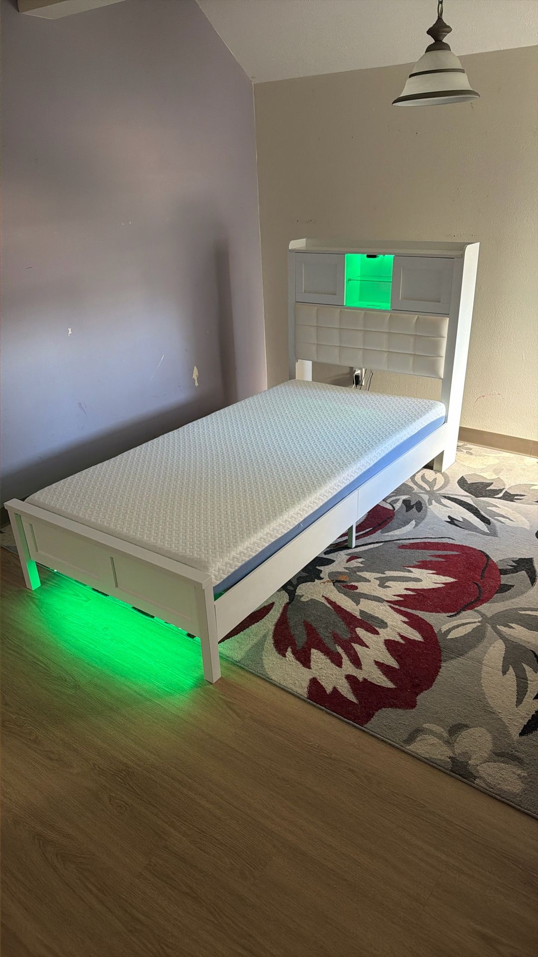 Twin Bed And Mattress