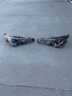 Toyota corolla 2023-2024 headlights