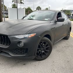 2017 Maserati Levante Red Interior 