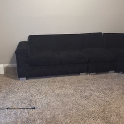 Black Sectional Sofa 