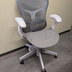 Herman Miller Mirra 2 office gaming ergonomic chair grey
