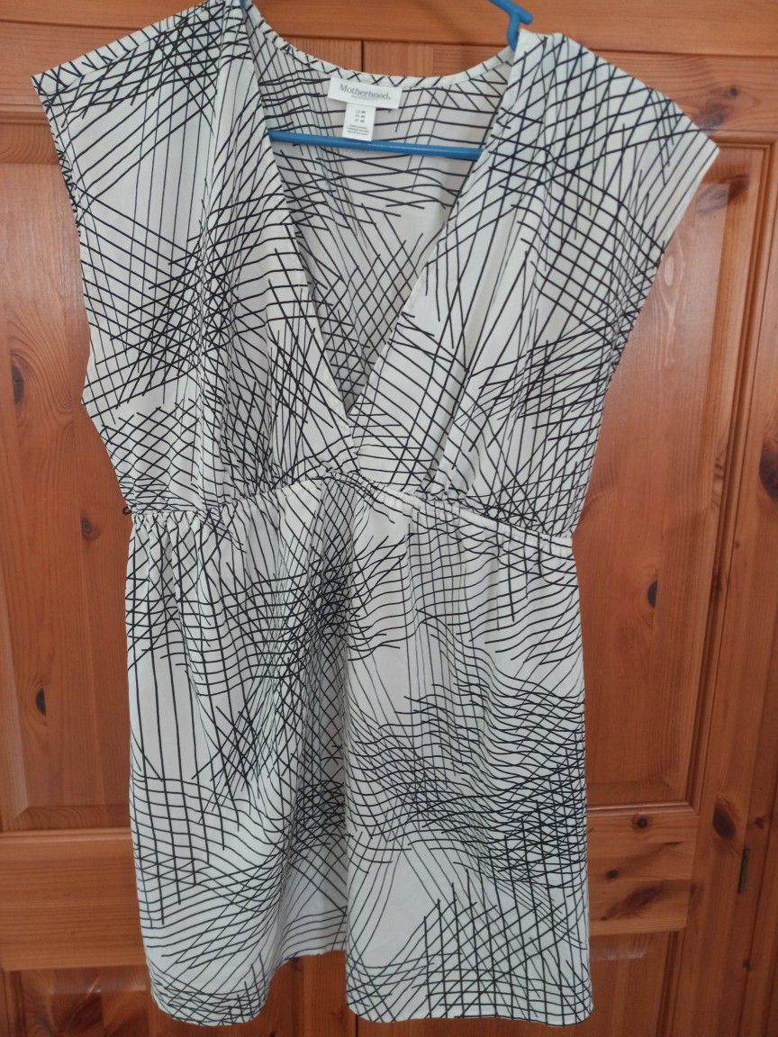 Motherhood maternity Tops blouse tunic size M