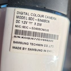 Samsung Security Color Cameras 4 And Plugs And Wires