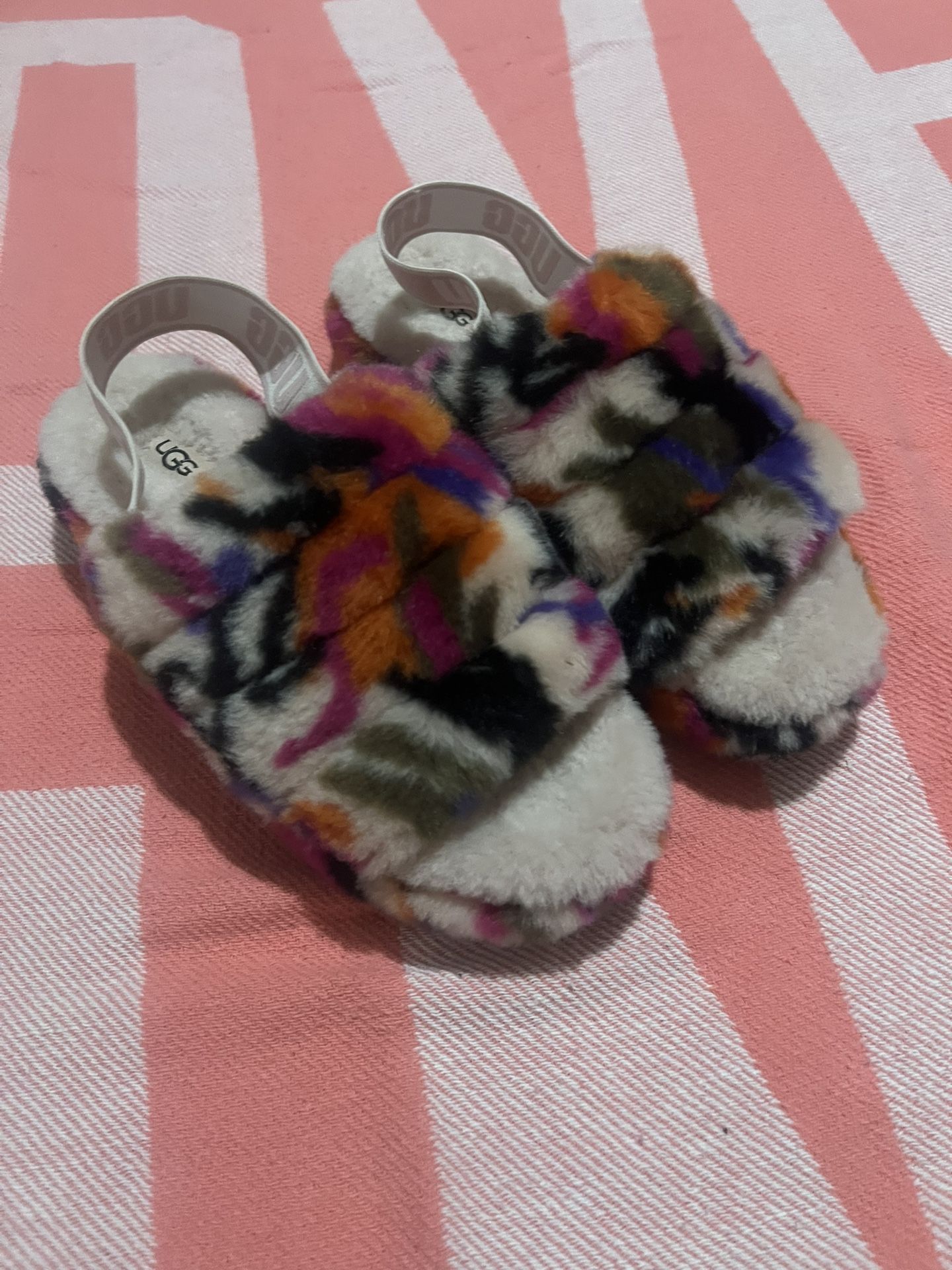 Colorful Uggs Fluff Slippers