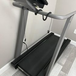 PROFORE FITNESS TREADMILL