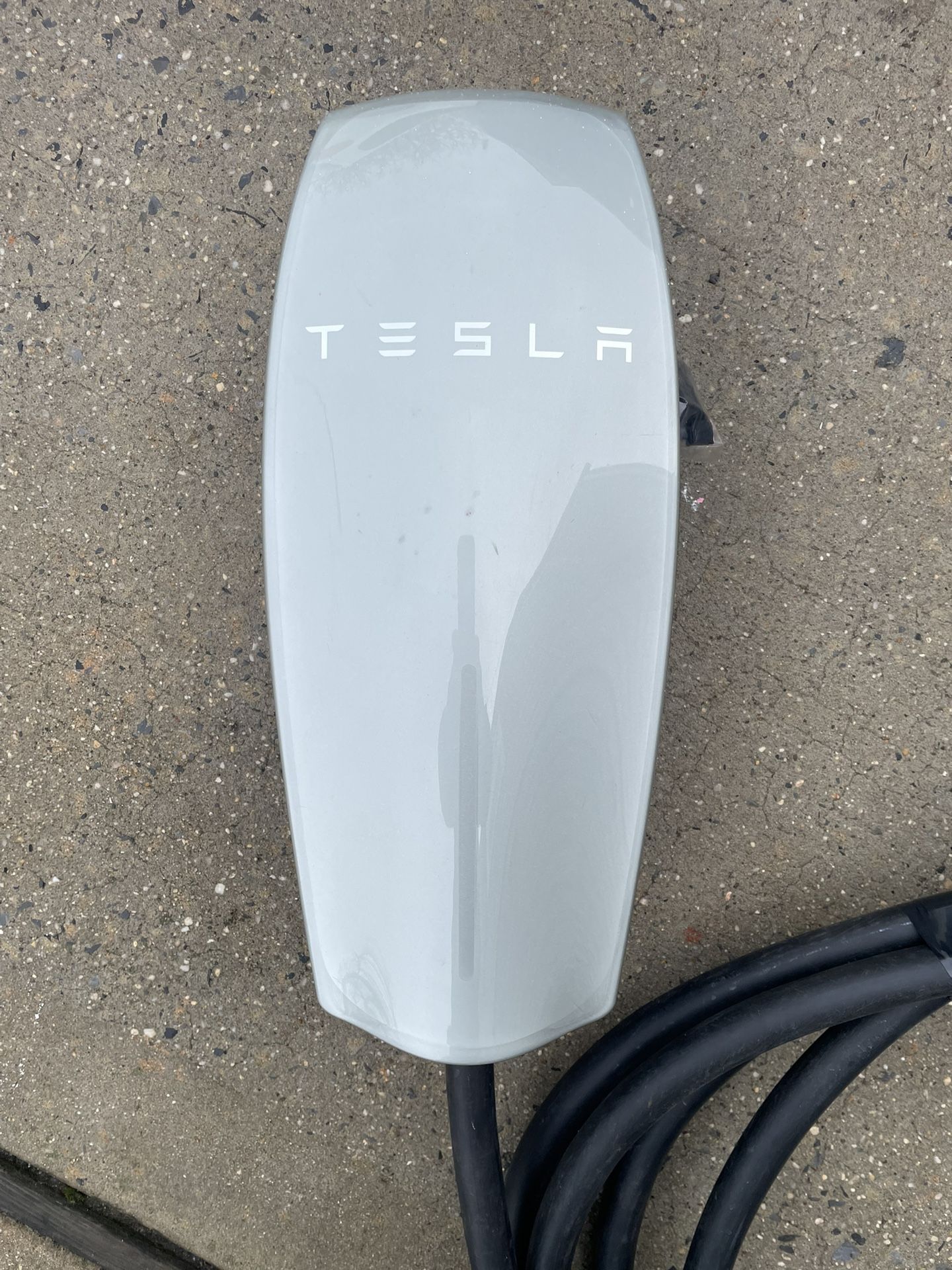 Tesla 80 Amp Gen 2 Car Charger