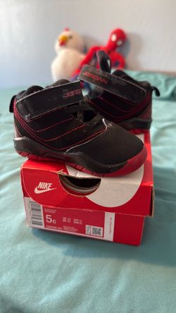 Jordan’s shoes 5C