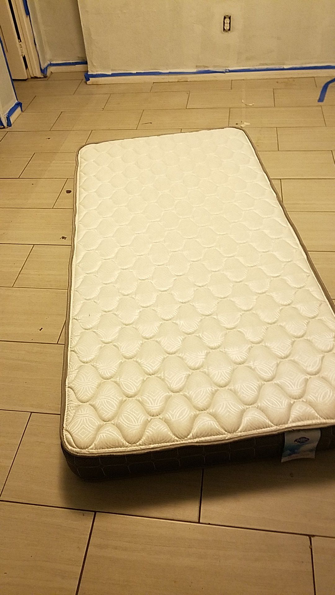 Twin mattress