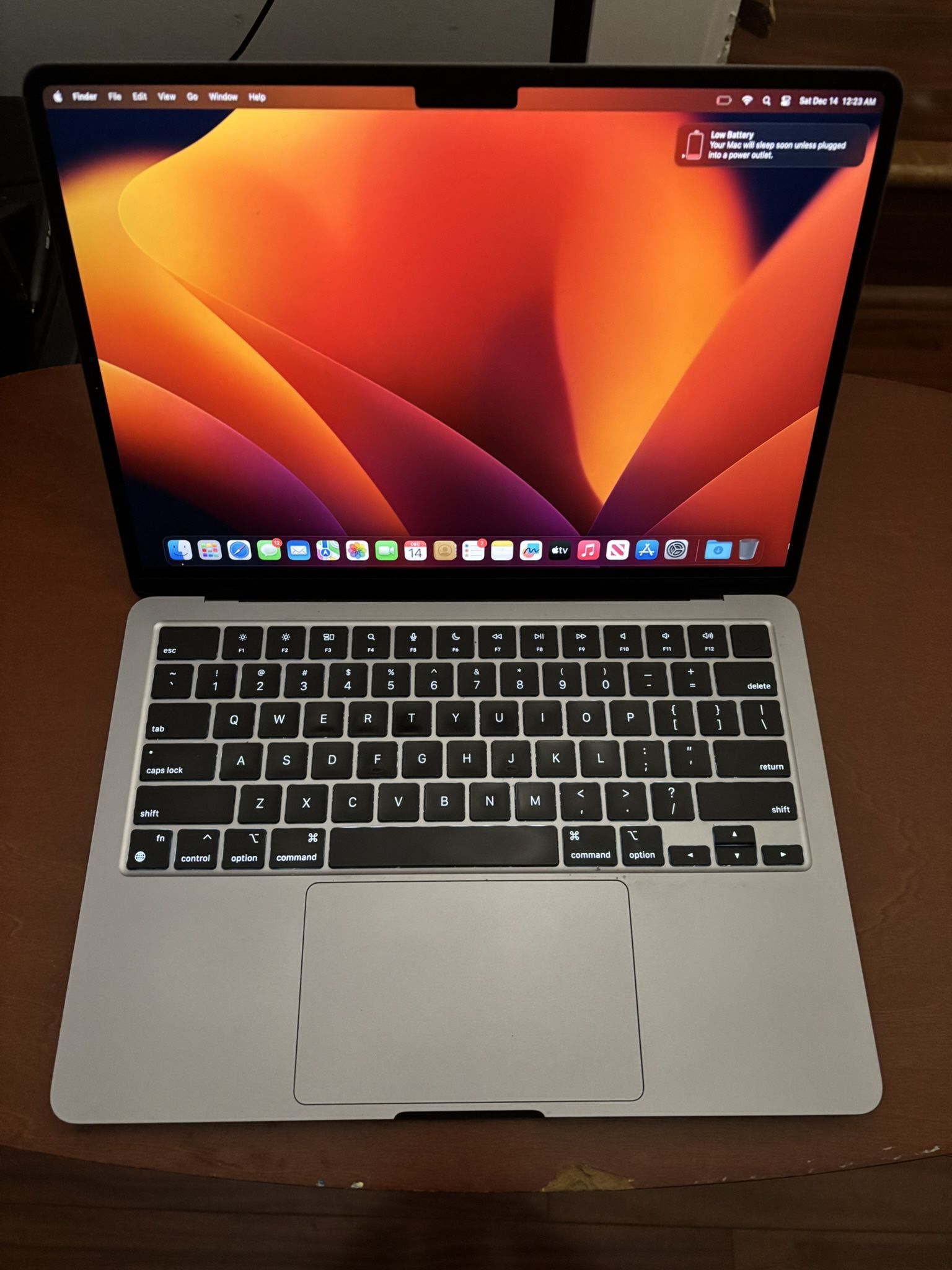 2022 Apple MacBook Air M2 16GB 512GB, 200 Counts Battery, Applecare May 11, 2026