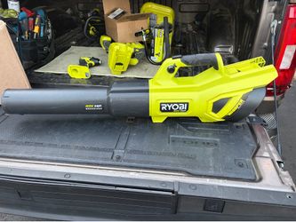 Ryobi 40 V HP 650 CFM blower