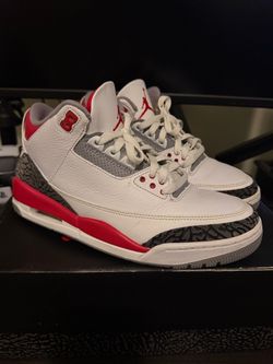 Jordan 3 Fire Red’s Size 9
