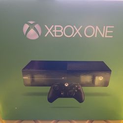 Xbox One + 4 Games