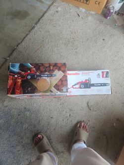 12 Amp Electric Chainsaw