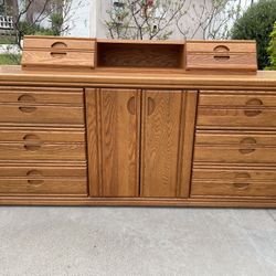 7 Drawer Wood Dresser Chest of Drawers Furniture Made in Canada 
