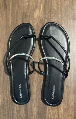 Calvin Klein Bienna Black Strappy Sandals – Size 9M – NEW