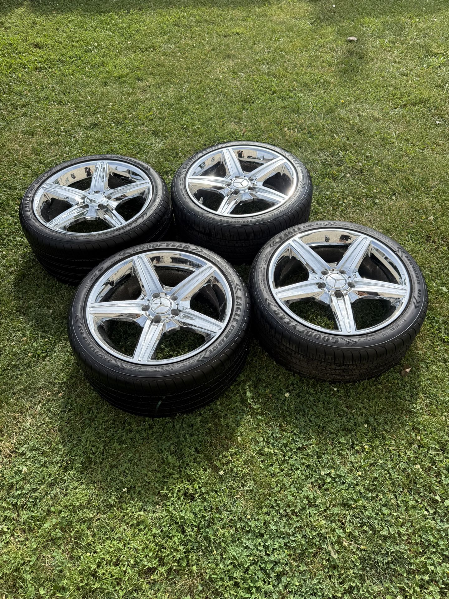 MERCEDES CLS500 CLS550 CLS400 OEM WHEELS AND TIRES