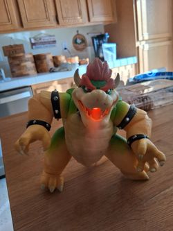 Bowser Action 7in Figure From SUPER Mario Bros