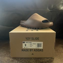 Yeezy Slide Flax 
