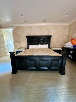 Black Bed Frame – Great Condition