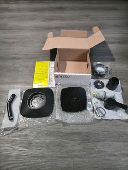 Delta Matte Black 1-Handle Square Shower Trim Kit