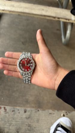Moissanite Watch (READ DESCRIPTION)
