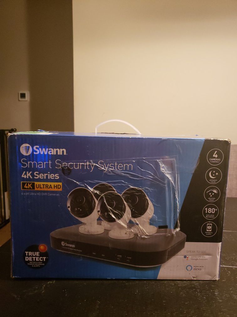 Swann 4 Camera 4 Channel 4k Ultra HD DVR CCTV kit