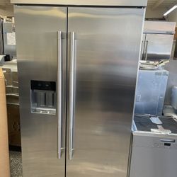 Jenn Air 42” Built In Side By Side Fridge. 2023 Model 