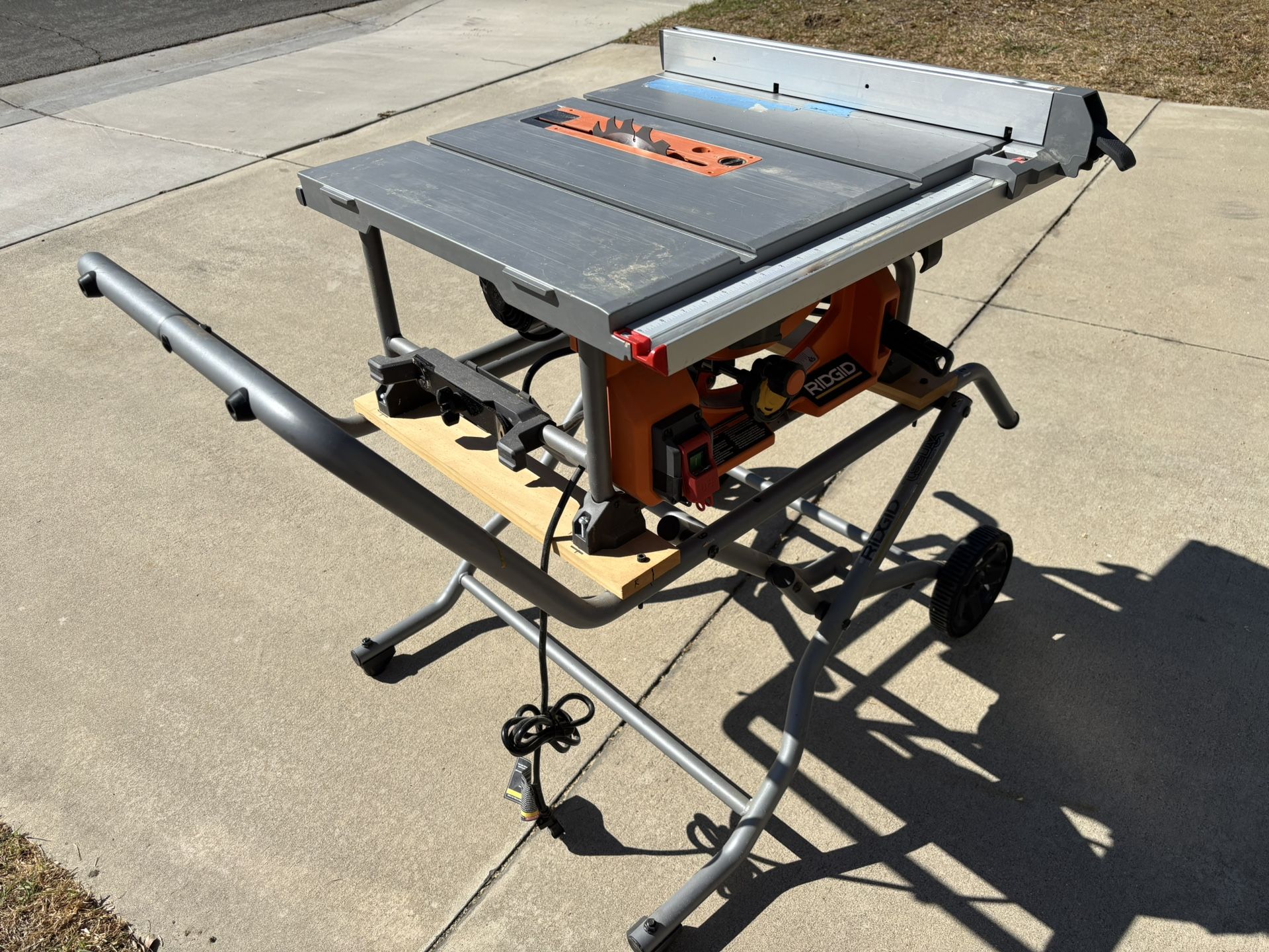 10” Table Saw Rigid $160