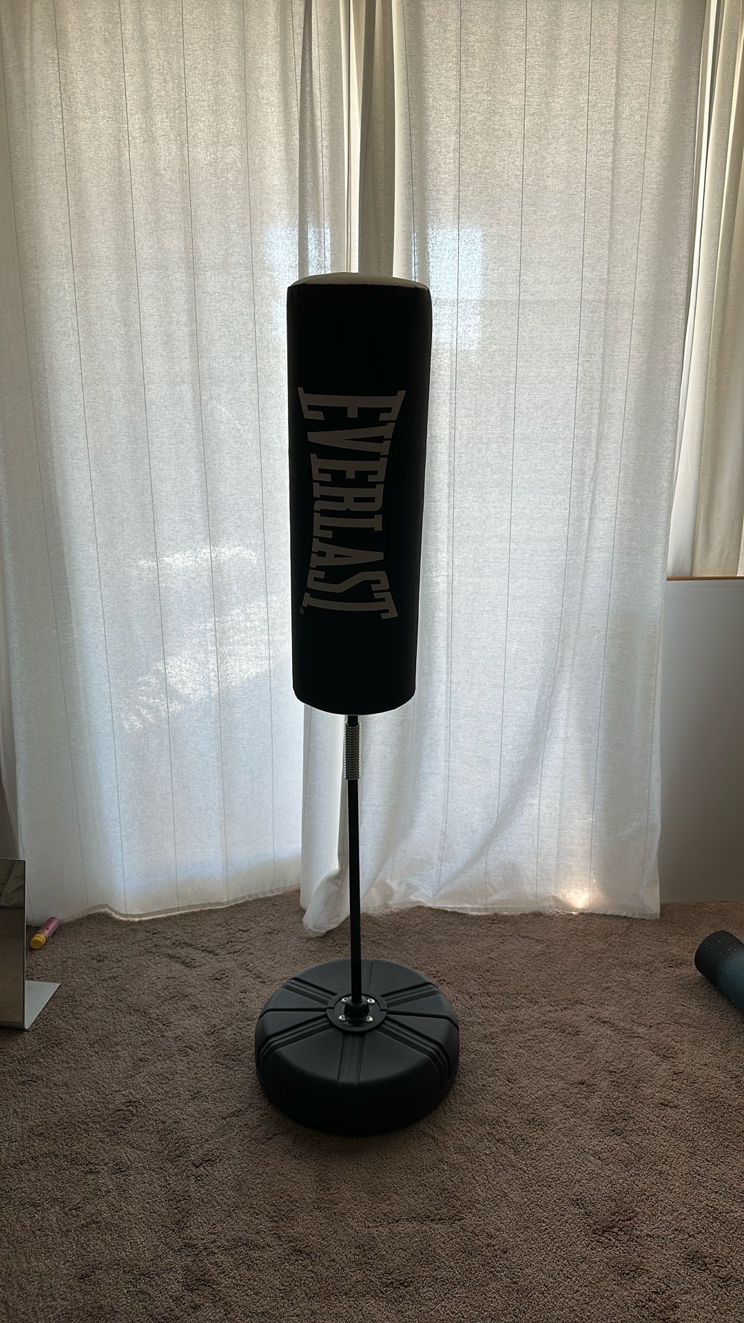 Everlast Punching Bag With Stand Excellent Condition
